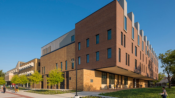 Southeastern facade of the UNT Art Building